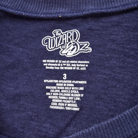Navy Blue Wizard of Oz Graphic Crop Top - Picture 2 of 6